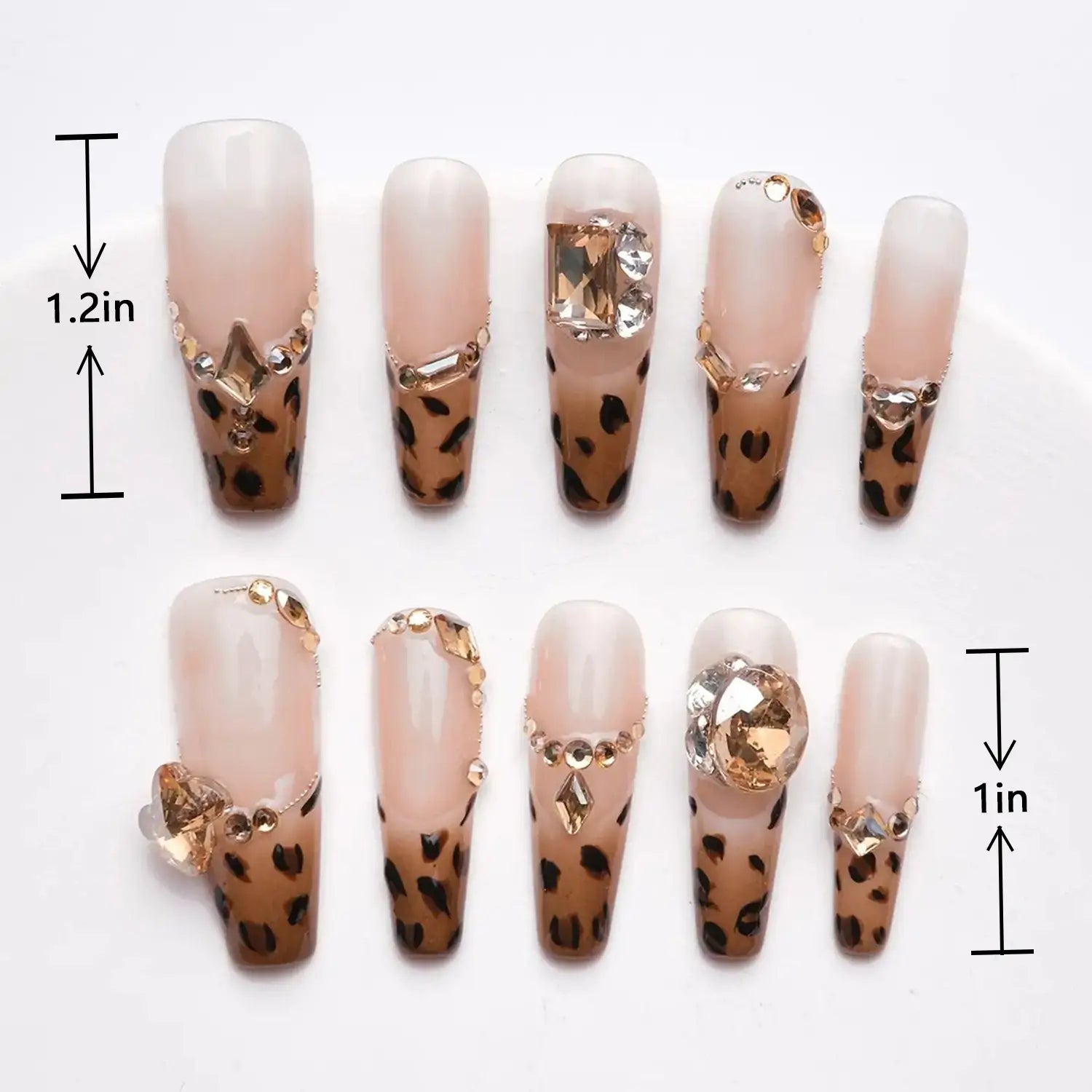 Length Measurement of Nude Pink French Tip Nails Leopard Fake Nails with Rhinestones