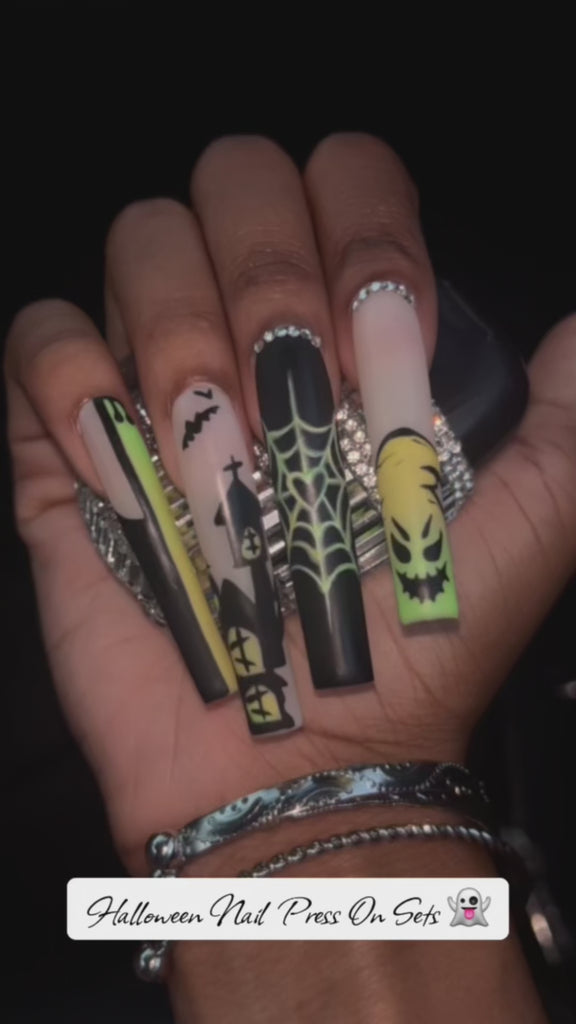Oogie boogie long square press on nails green night